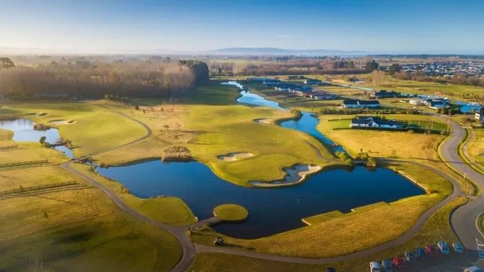 Wolfbrook Fast-Track Bid for Pegasus Golf Course Housing Draws Waimakariri Mayor’s Objection